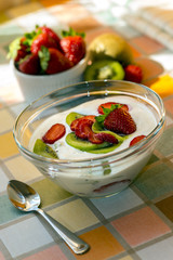 Strawberry & kiwi homemade yogurt