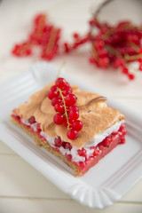 Johannisbeer Baiser Kuchen