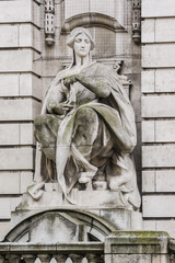 Admiralty Arch between The Mall and Trafalgar Square, London.