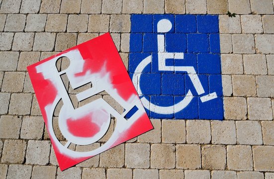 Logo Handicapé peint