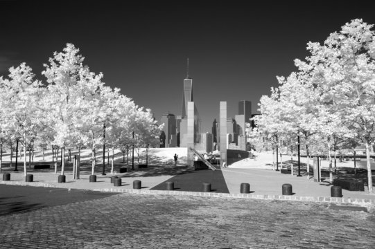 Infrared image of the Lower Manhattan and 911 Memorial