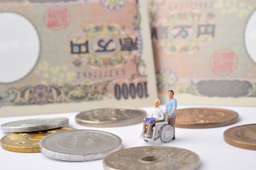 Fototapeta premium 高齢者の介護とお金