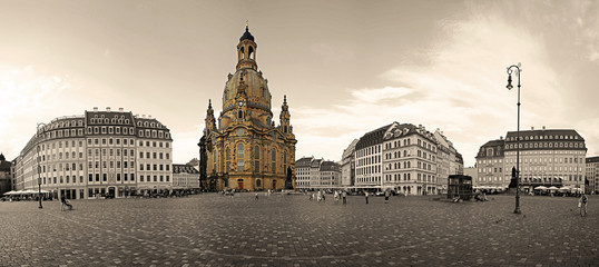 Altstadtpanorama Dresden mit Frauenkirche