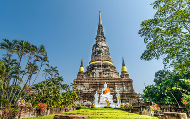 Obraz premium Pagoda at Wat Yai Chaimongkol, Ayuthaya,Thailand