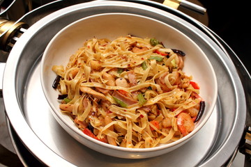 Sea food spaghetti basil spicy and sour