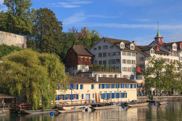 Fototapeta na wymiar Zurich, the Limmat river