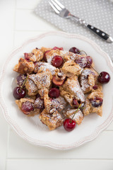 Kaiserschmarrn mit gemischten Früchten