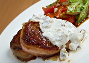 grilled beef fillet medallion