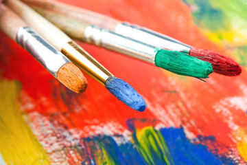 Obraz premium Paints and brushes