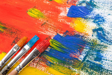 Obraz premium Farby i pędzle