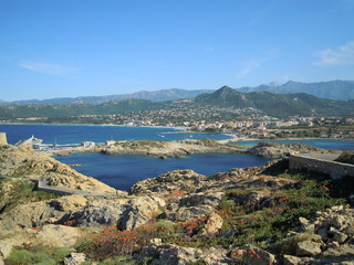 Vue d'Ile-Rousse depuis l'ile de la Pietra