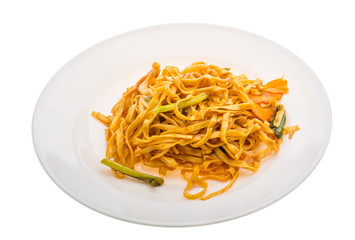 Fried noodles with vegetables