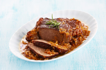 Zwiebelrostbraten