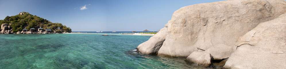 Granite rocks at Koh Nang Yuan