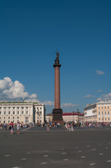 Naklejka premium Alexander's Column at Dvortsovaya square in Saint Petersburg, Ru