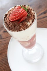 traditioanl trifle dessert
