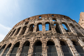Fototapeta premium Famous colosseum on bright summer day