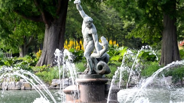 Statue: Hercules and Achelous. Kew Gardens. London. UK