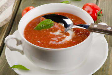 Fresh tomato soup