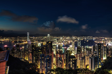 Obraz premium Hong Kong by night landascape from victoria peak side