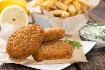 Homemade Fishburger with Chips