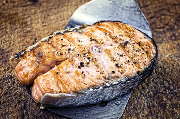 Lachssteack gegrillt
