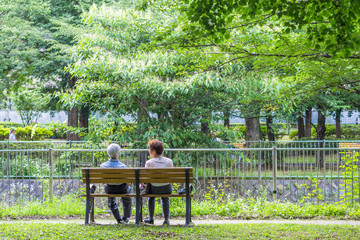 Obraz premium The age couple who takes a break