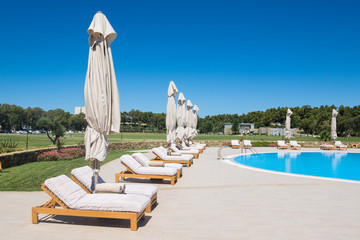 Obraz premium Swimming pool at the modern luxury villa