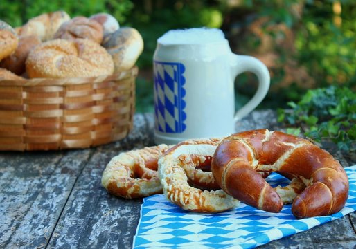 brotzeit im garten