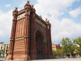 Fototapeta na wymiar L'Arc de Triomphe de Barcelone
