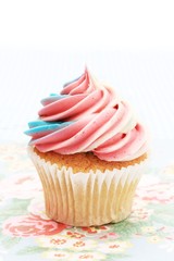 decorated cup cakes