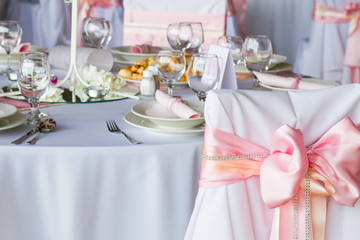 gorgeous wedding chair and table setting for fine dining