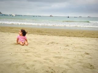 Bebe en la playa