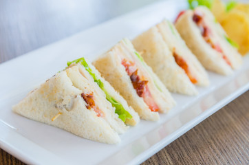 Club sandwiches