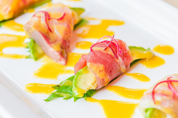 Sashimi avocado japanese food