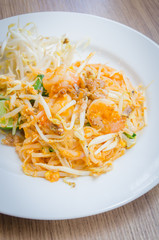 Pad thai