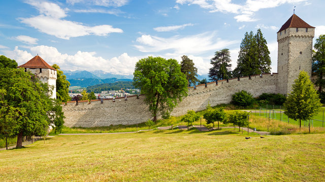 historische luzerner Stadtmauer