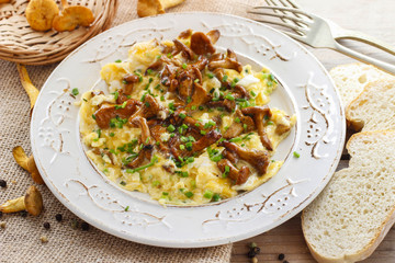 Traditional scrambled eggs with fresh chanterelle © agneskantaruk