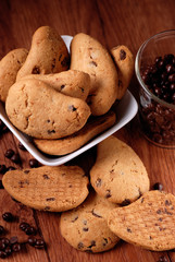 biscotti frollini con gocce di cioccolato