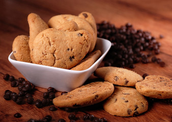biscotti frollini con gocce di cioccolato