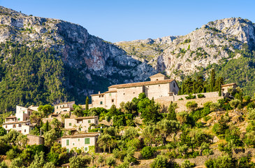 Fototapeta na wymiar View of Deia on Mallorca