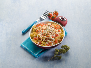oven pasta with tomato sauce mozzarella and oregano