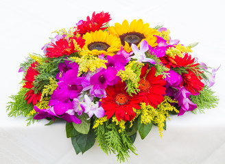 Red Gerbera flowers and Sunflowers, beautiful bouquet of colorfu