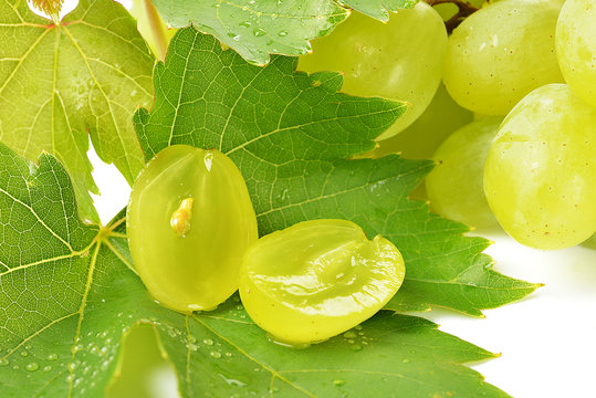 acino tagliato uva bianca