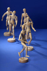 Gruppe von Läufern am Ziel ihres Laufes