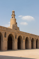 Fototapeta na wymiar Ibn-Tulun-Mosque in Cairo, Egypt