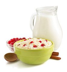 cottage cheese in bowl