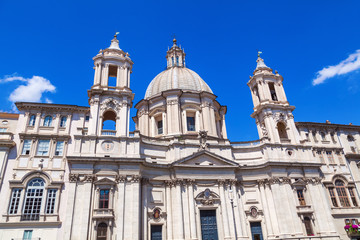 Fototapeta na wymiar alte Kirche an der Piazza Navona in Rom