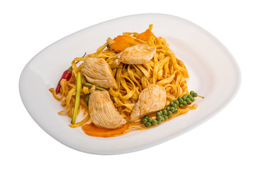 Fried noodles with chicken