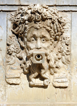 Primavera, Fuente de Carlos V, Alhambra de Granada, Espa&ntilde;a